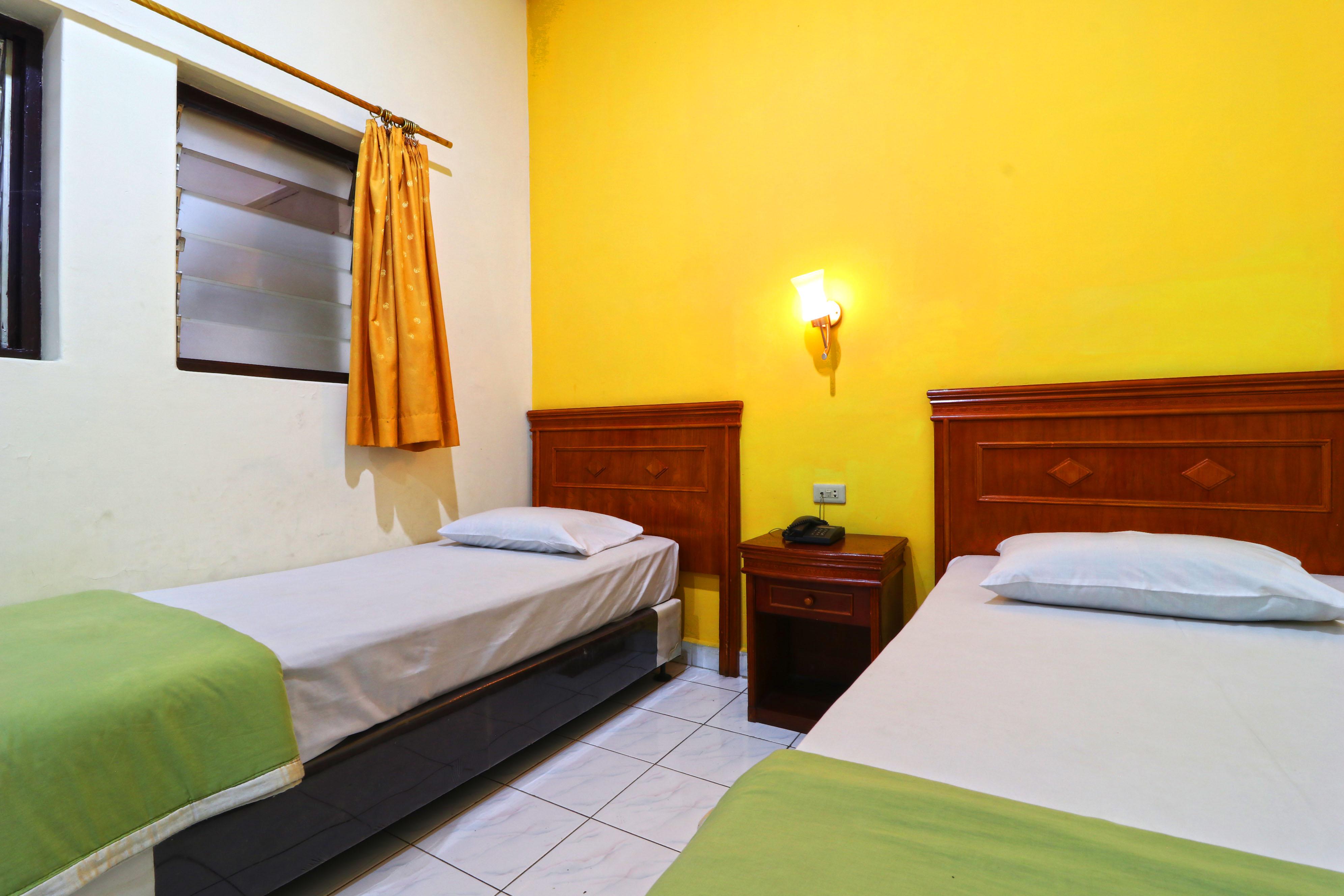 Hotel Sumatera Медан Екстер'єр фото